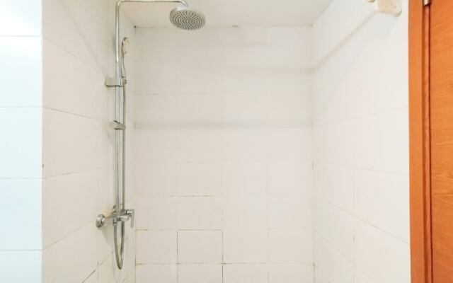 Simply And Comfy Studio Room Apartment Beverly Dago