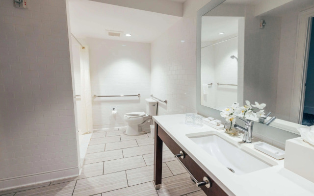 Oceans Edge Key West Resort, Hotel & Marina