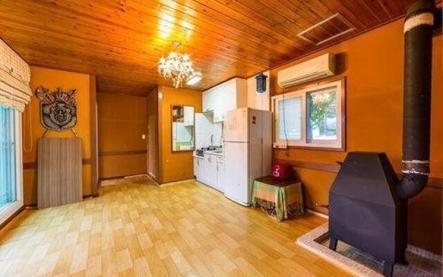 Pocheon Sanulteo Pension