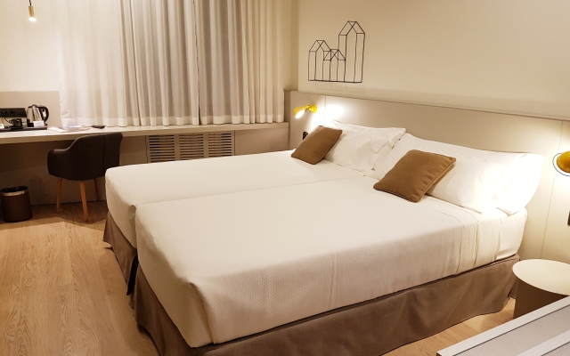 Peninsular Hotel
