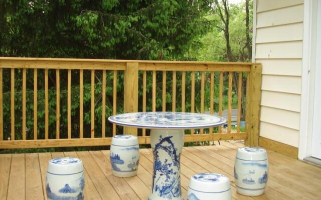 Ithaca Vacation Houses - Hickory Place