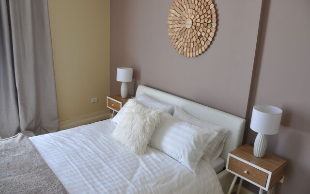 Luxury Beach Escape 90mins from Sydney