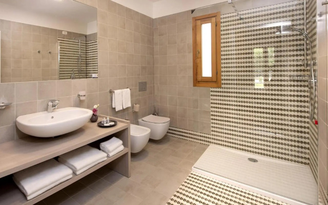 Ethra Reserve - Valentino 4*