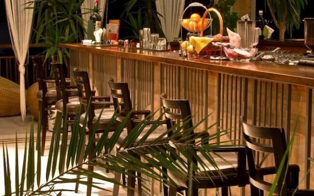 D&C Apartments in Garden of Eden