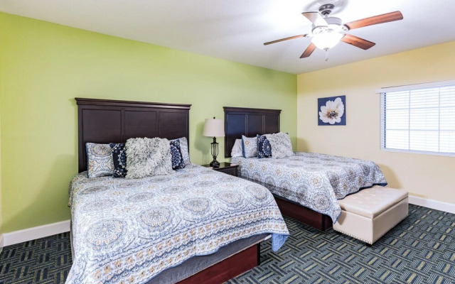 Harbourside Marker 33