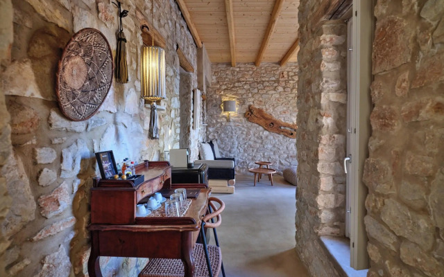 Mythic Paros