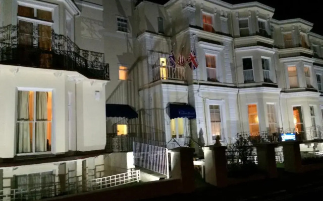 The Carlton Hotel