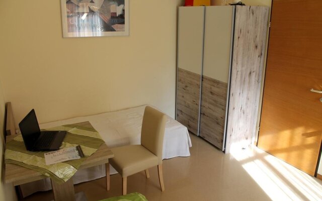 Post Hostel For Youth, Students and Pilgrims