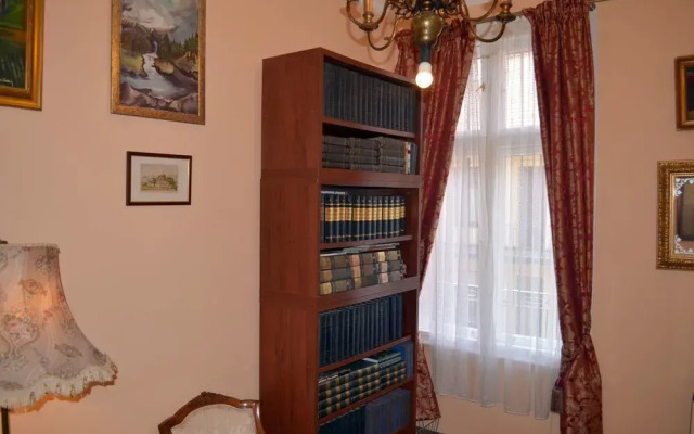 Central Market Apartment