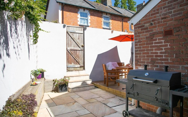 The Terrace - Light Bright Characterful Near Beaches