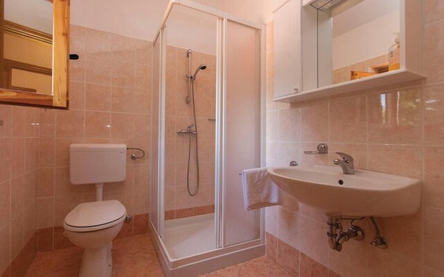 Stunning Home in Vrsar With Wifi and 3 Bedrooms