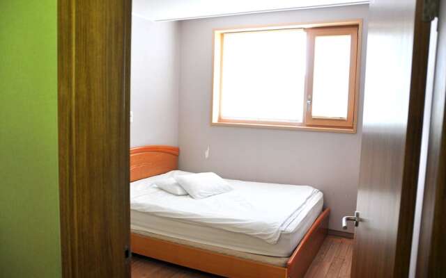 Daegwallyeong Sheep Village Pension