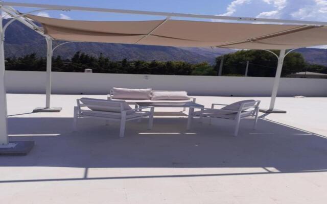 Villa Briguglio Front Beach