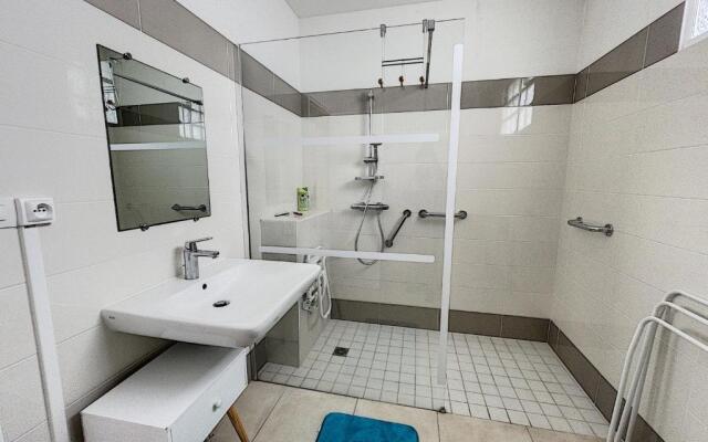 Maison Jullouville, 5 pièces, 8 personnes - FR-1-361-71