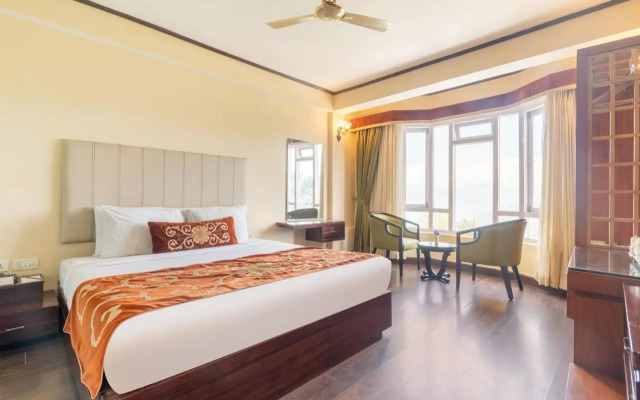 Summit Lillium Hotel & Spa