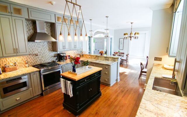 The Capitol Inn Tallahassee