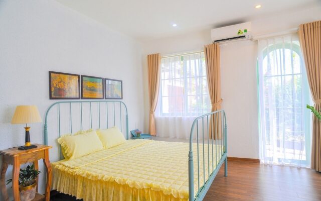 Nang House Homestay