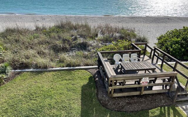 Endless Water Views in Manasota Key