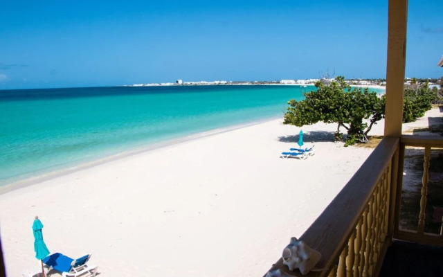 Rendezvous Bay Hotel