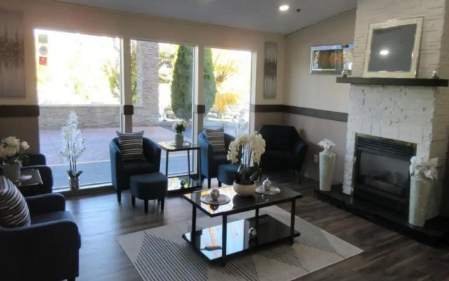 Clarion Pointe Wenatchee