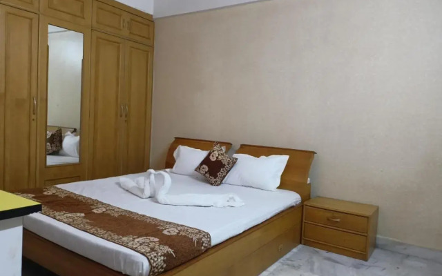 TRS Townhouse Inn
