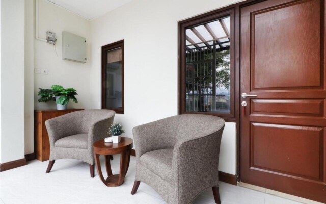 Jayagiri Guesthouse By Belgareti