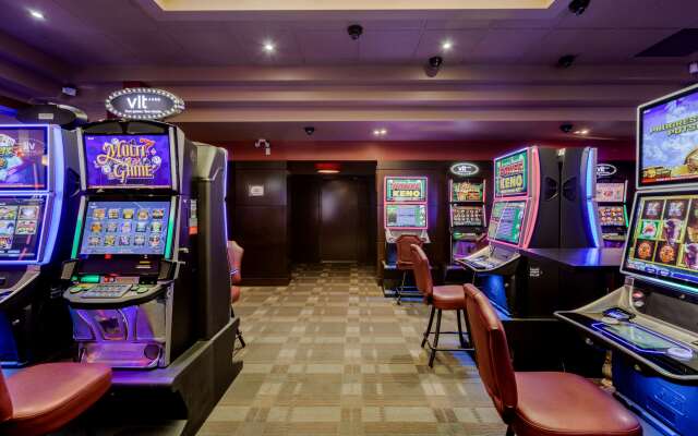 Best Western Premier Denham Inn & Suites