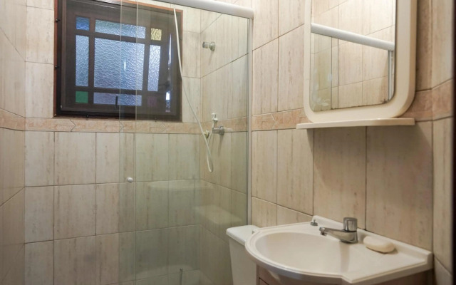 Apartamento Duplex a 100 metros da Praia de Boracéia