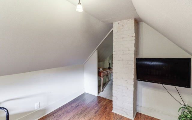 Harrison Family Home w/ Grill - Near Downtown!