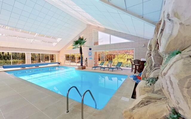 Les Jardins de la Muse / BnB maison d'hôte, piscine couverte et spa