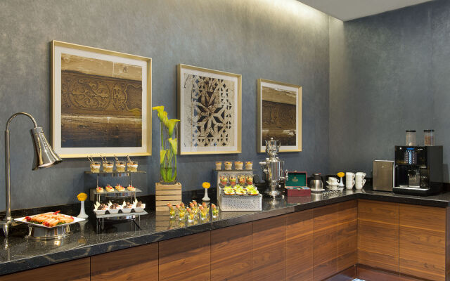 Hilton Garden Inn Dubai Al Mina Hotel