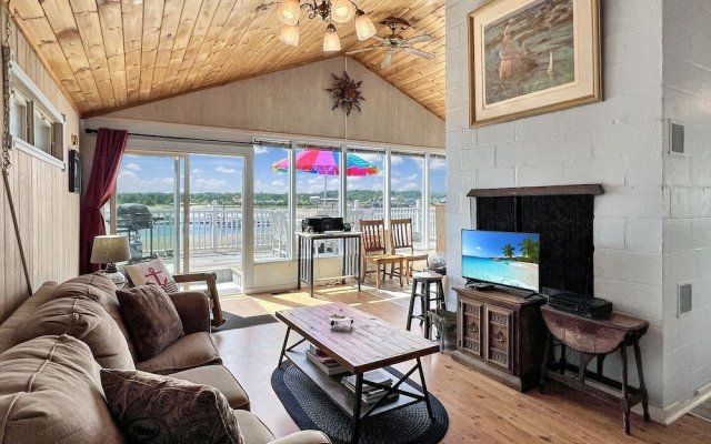 Twin Sails - W006 Beach House At The End Of Atlantic Ave With An Amazing Sunset View 2 Bedroom Home by RedAwning
