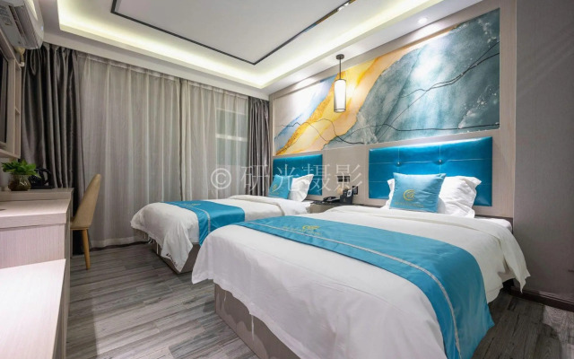 Wei'erdun Hotel (Shenzhen Bao'an Lingzhi Metro Station)