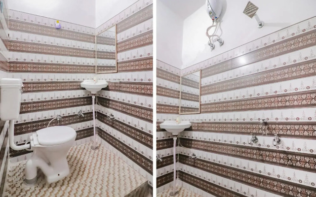 R N Residency by OYO Rooms