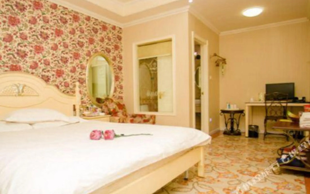 Changchun Prague Hotel (Five Rings Stadium Jida Second Hospital)