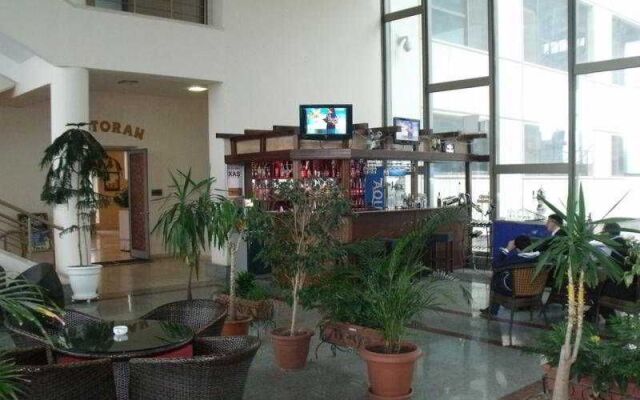 Sea Port Hotel