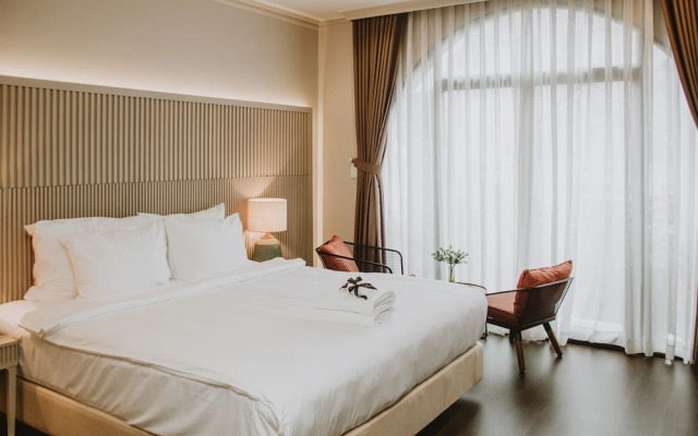 Charmaine's Hotel & Apartment