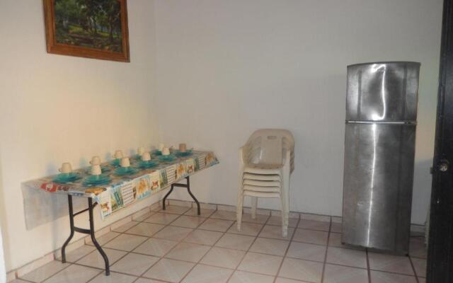 Bungalows y Hotel Lizmar
