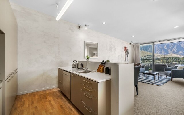 Lomond Retreat - Near Cbd Executive Apartment