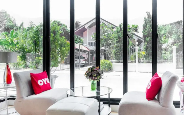 OYO 800 Orbit key Hotel (Vaccinated Staff)