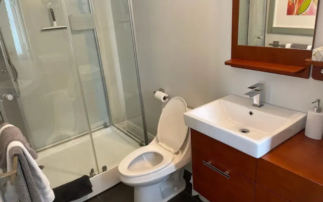 Champlain Condo 202