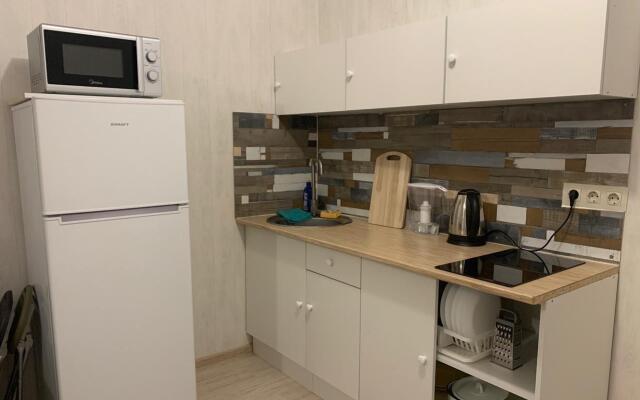 AlexHome (Alexhome) on Oktyabrskaya street 14a-811