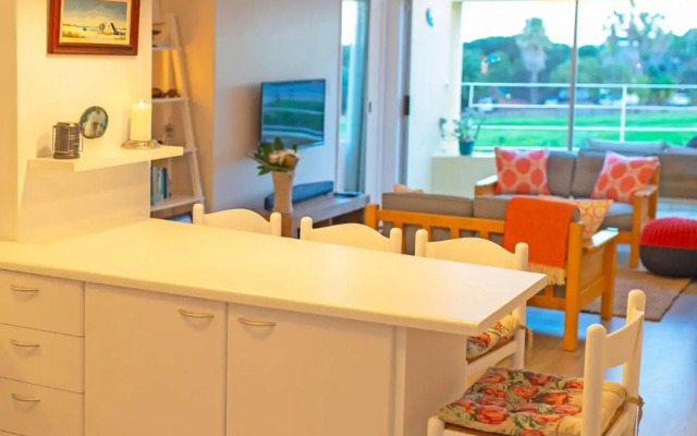 Lazur Holiday Apartment Wilderness