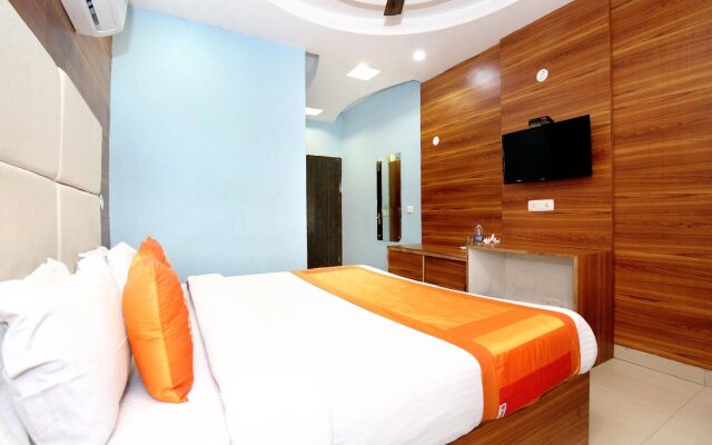 Fabexpress Grand Inn