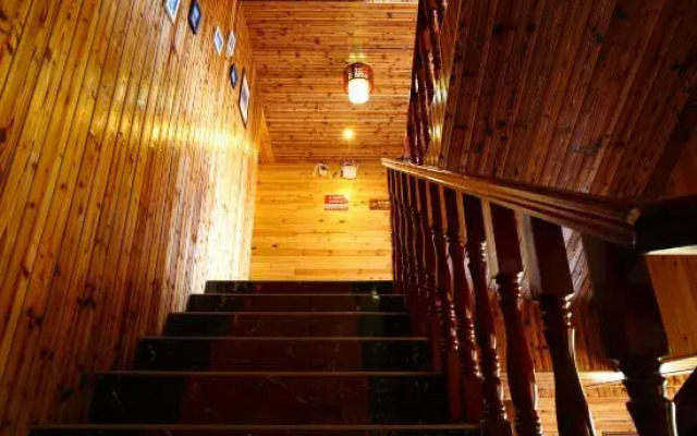 Xiangjing Hotel (Longsheng Longji Terrace)