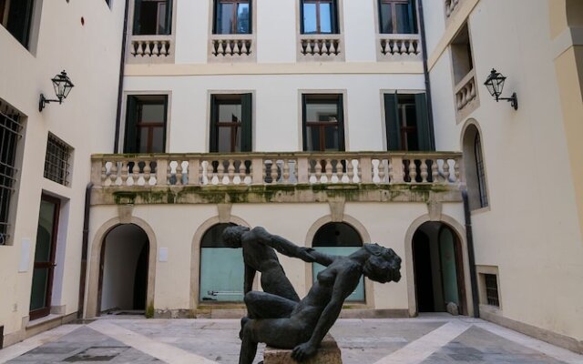 Residenza Corso Palladio 159