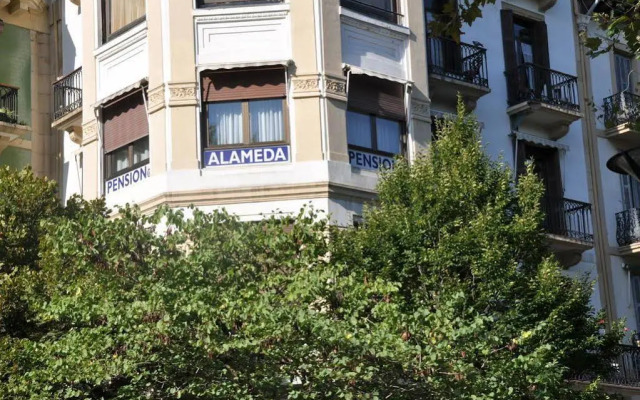 Pension Alameda