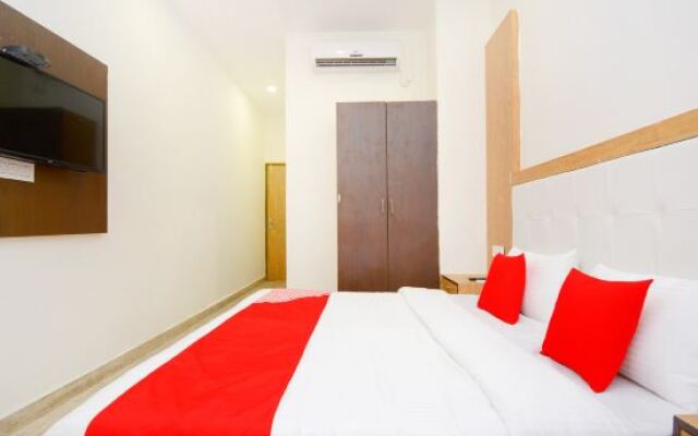 Oyo 39569 Hotel Lazeeno