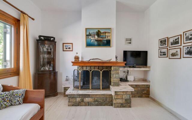 Simplistic Villa in Korfu near Seabeach