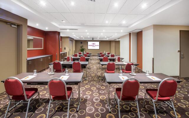 Crowne Plaza Canberra by IHG